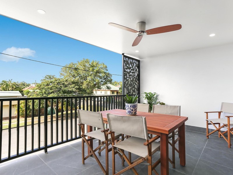 2/75 Kingsley Parade, Yeronga QLD 4104