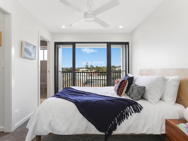 2/75 Kingsley Parade, Yeronga QLD 4104