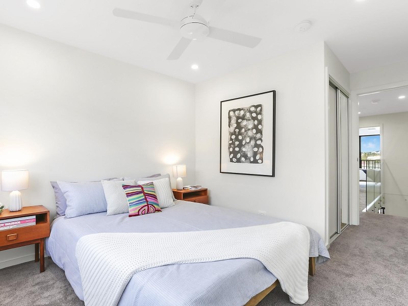 2/75 Kingsley Parade, Yeronga QLD 4104
