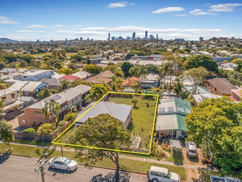 26 Brassey Street, Fairfield QLD 4103