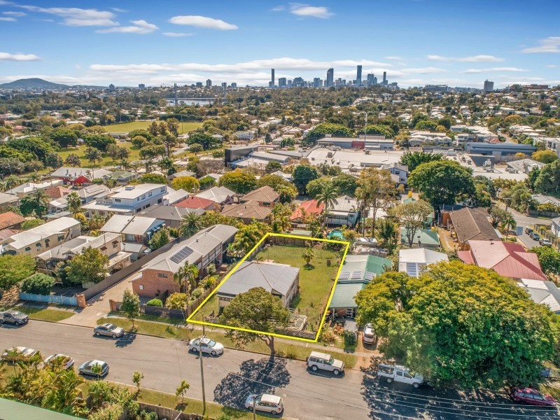 26 Brassey Street, Fairfield QLD 4103