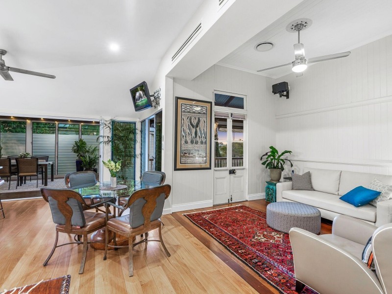 37 Redfern Street, Woolloongabba QLD 4102