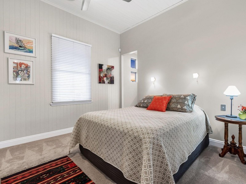 37 Redfern Street, Woolloongabba QLD 4102