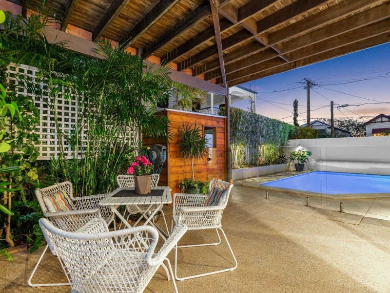 37 Redfern Street, Woolloongabba QLD 4102