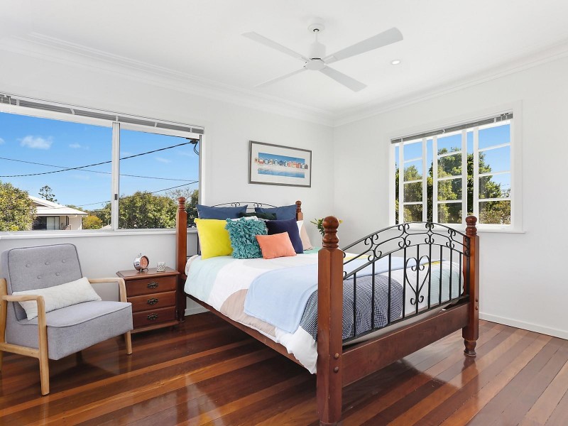 32 Effingham Street, Tarragindi QLD 4121