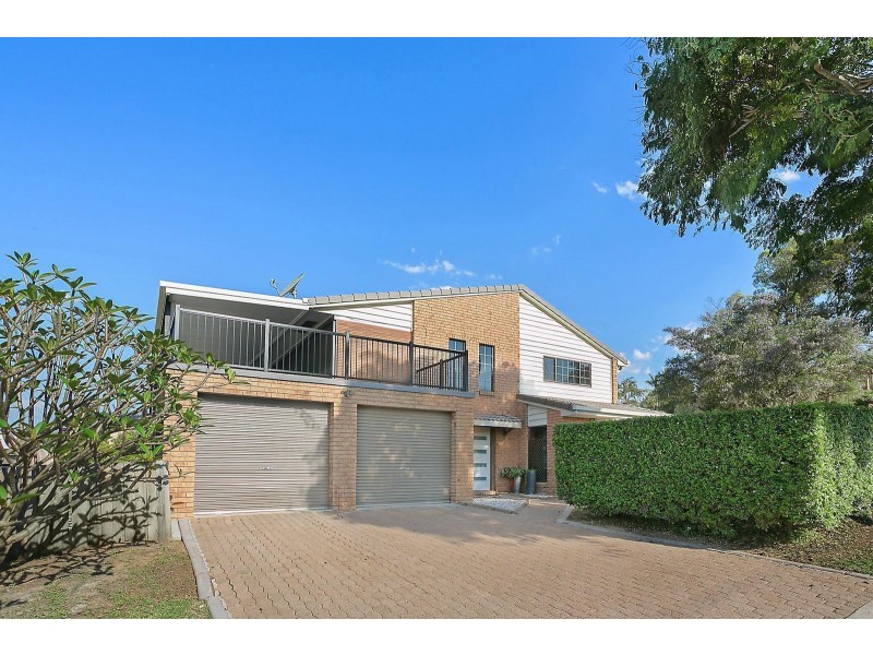 2 Brochet Street, Mansfield QLD 4122