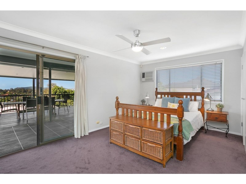 2 Brochet Street, Mansfield QLD 4122