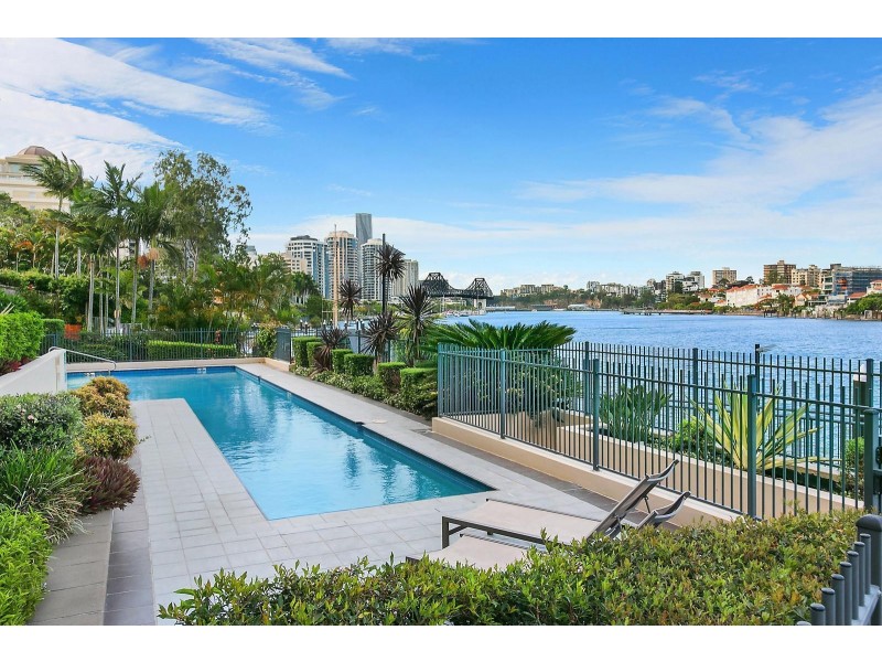 25/76 Thorn Street, Kangaroo Point QLD 4169