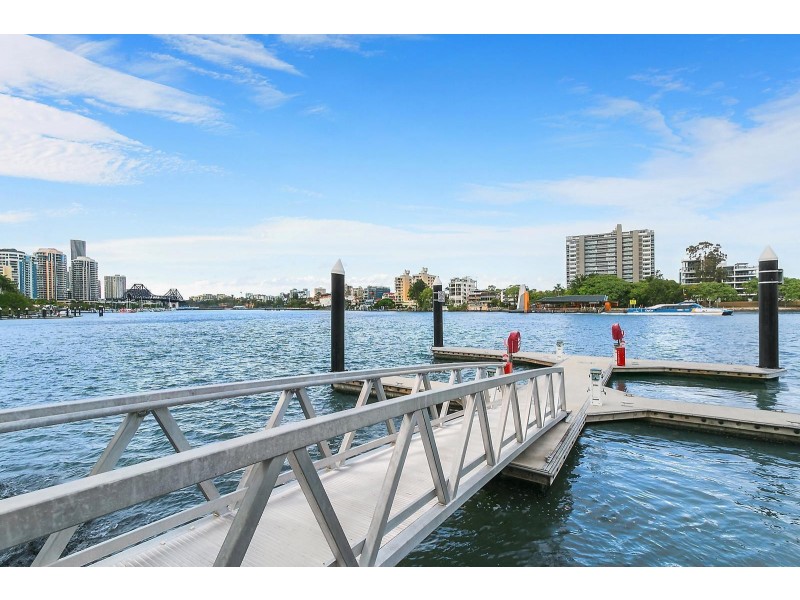 25/76 Thorn Street, Kangaroo Point QLD 4169