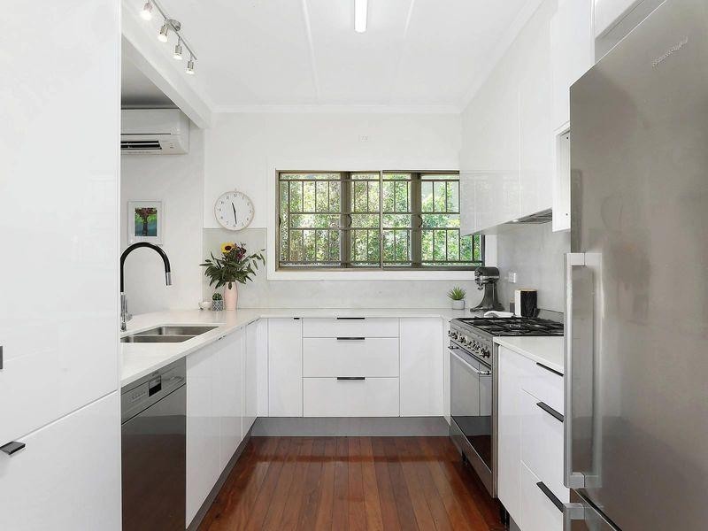 76 Ormadale Road, Yeronga QLD 4104