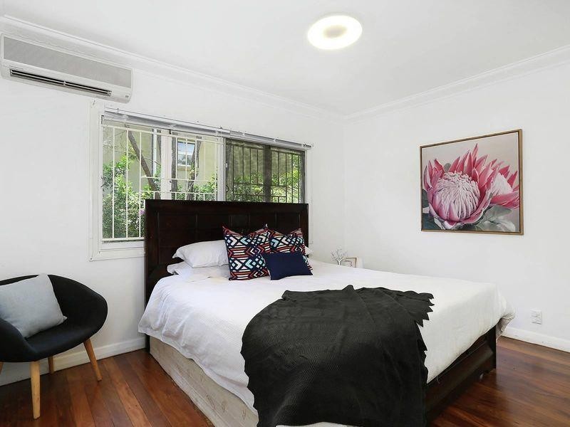 76 Ormadale Road, Yeronga QLD 4104