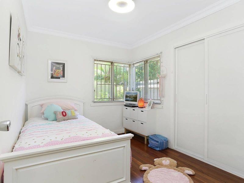 76 Ormadale Road, Yeronga QLD 4104