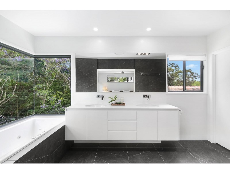 248 Weller (Adjacent to Ellington St) Road, Tarragindi QLD 4121