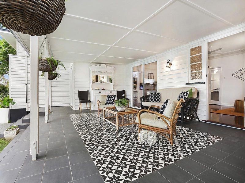 28 Ormadale Road, Yeronga QLD 4104