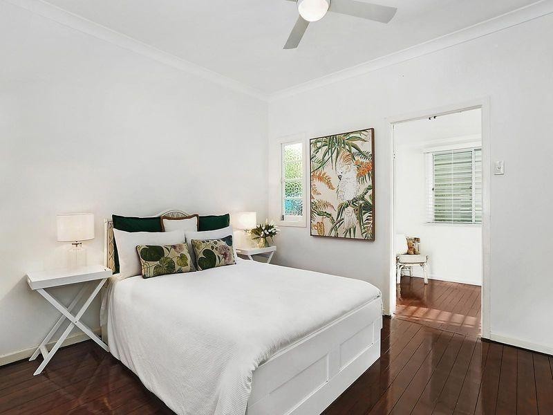 28 Ormadale Road, Yeronga QLD 4104