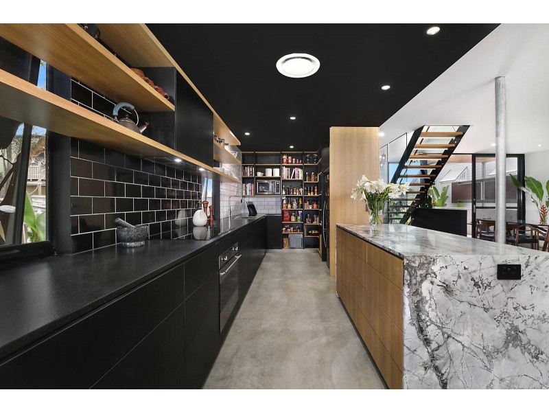 24 Athol Street, Yeronga QLD 4104