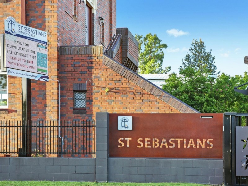 24 Athol Street, Yeronga QLD 4104