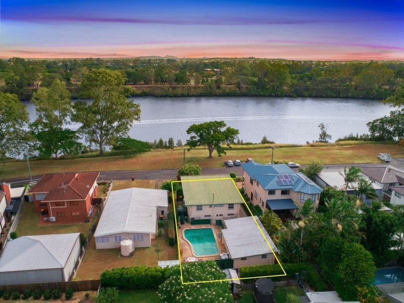 27 Esplanade, Yeronga QLD 4104