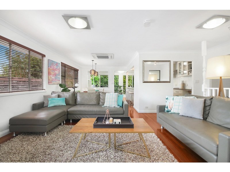 82 Monash Road, Tarragindi QLD 4121