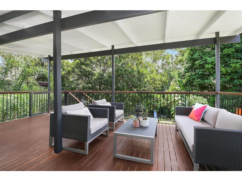 82 Monash Road, Tarragindi QLD 4121