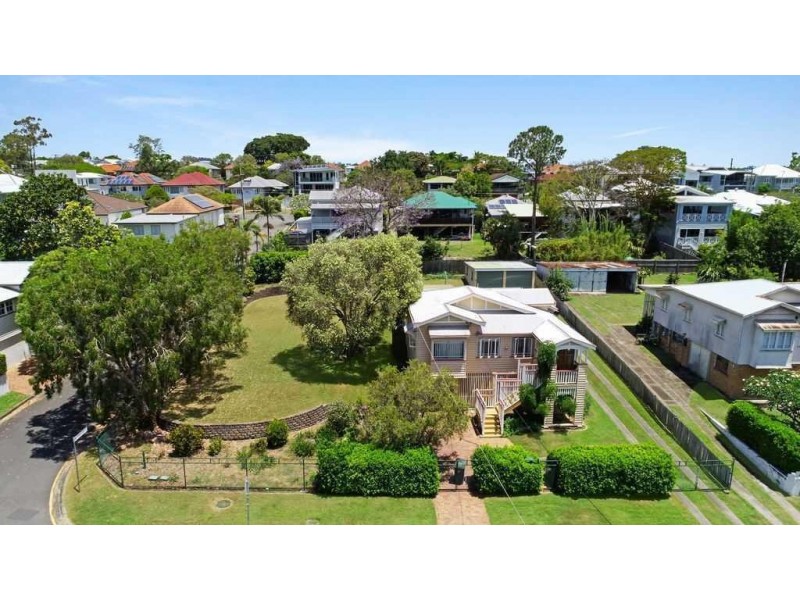 25 MacDonald Street, Norman Park QLD 4170