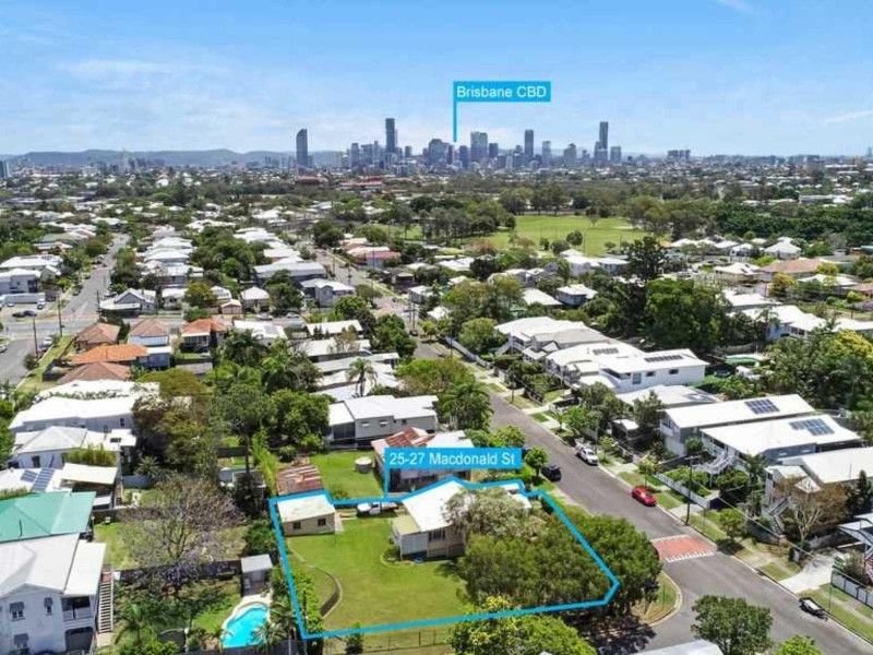 25 MacDonald Street, Norman Park QLD 4170