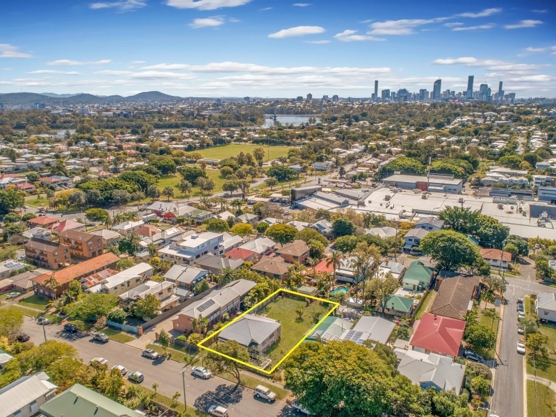 26 Brassey Street, Fairfield QLD 4103