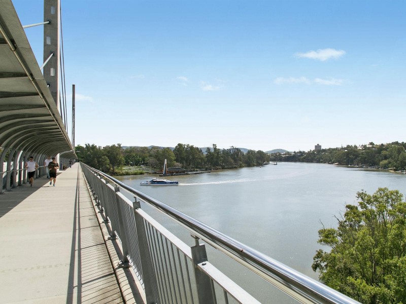 26 Brassey Street, Fairfield QLD 4103