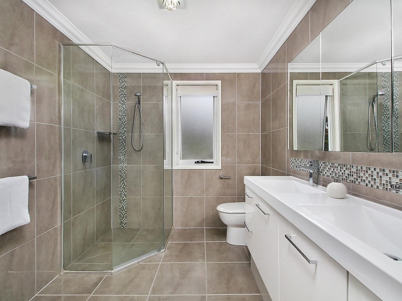 8 Garioch Street, Tarragindi QLD 4121