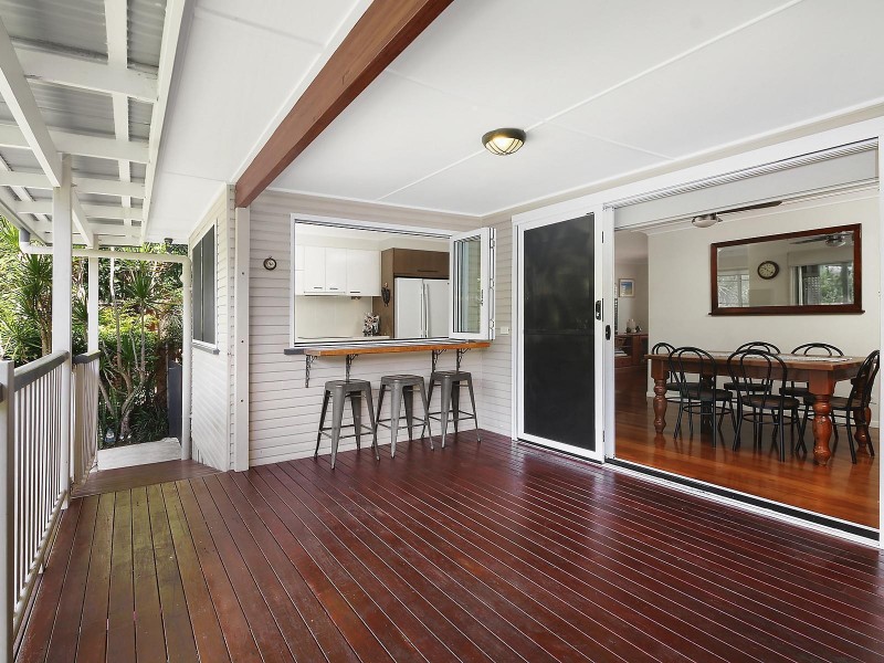 8 Garioch Street, Tarragindi QLD 4121