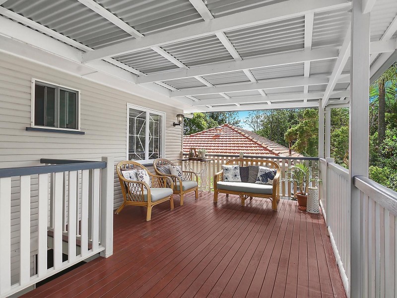 8 Garioch Street, Tarragindi QLD 4121