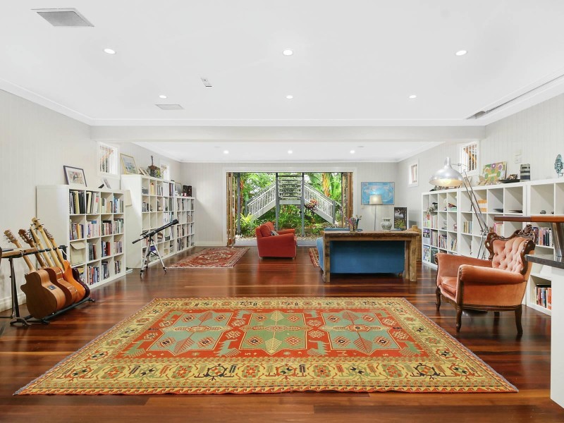 65 Qualtrough Street, Woolloongabba QLD 4102