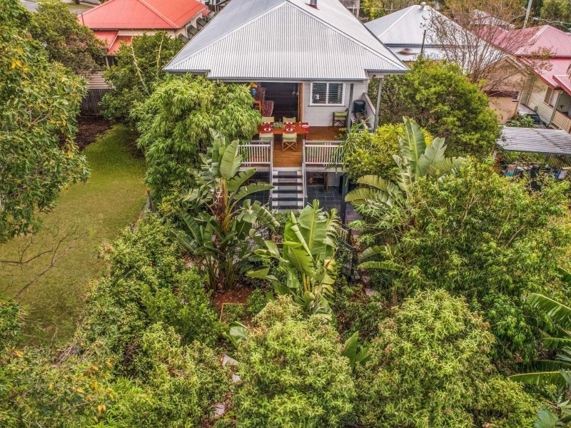 65 Qualtrough Street, Woolloongabba QLD 4102