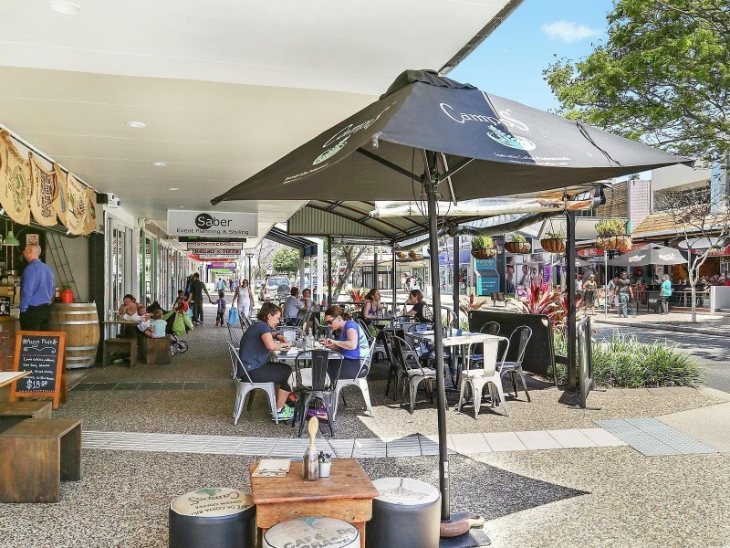 2/70 Denman Street, Greenslopes QLD 4120