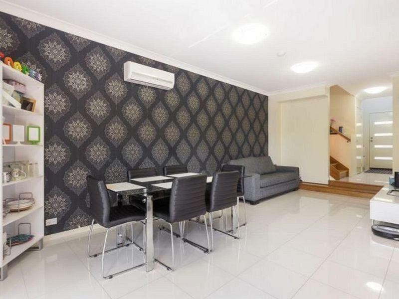 2/9 Greening Street, Mount Gravatt QLD 4122