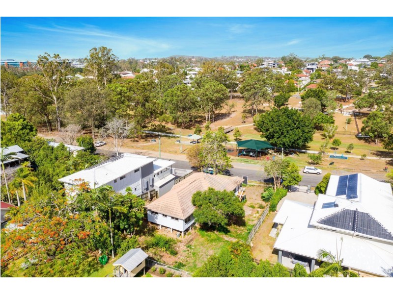 49 Laura Street, Tarragindi QLD 4121