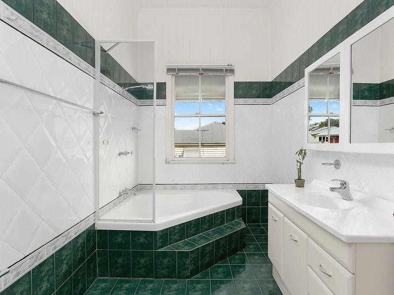 4/12 Somervell Street, Annerley QLD 4103