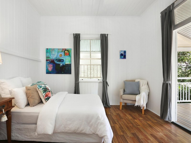 40 Sterculia Avenue, Holland Park West QLD 4121