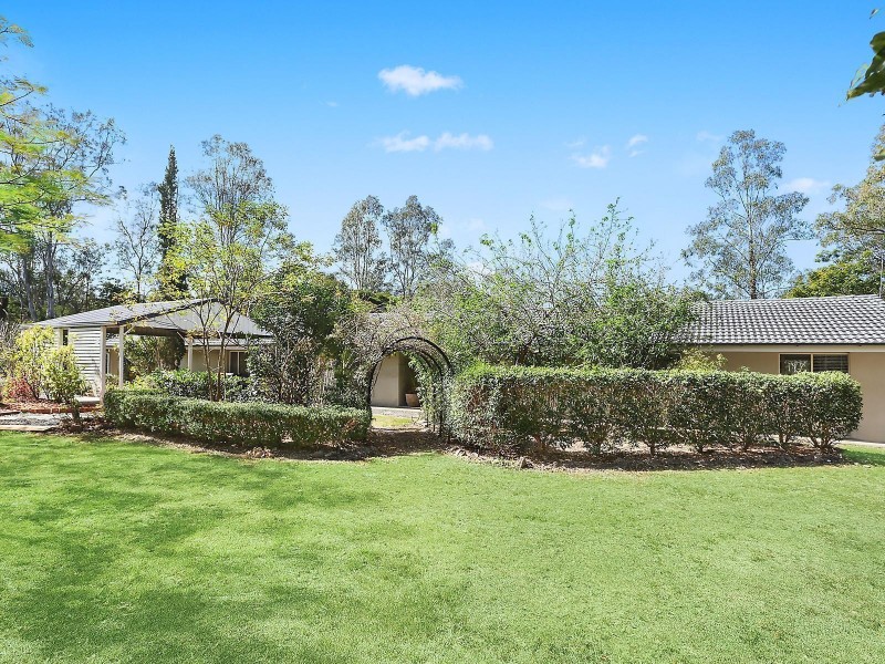 623 Hawkesbury Road, Anstead QLD 4070
