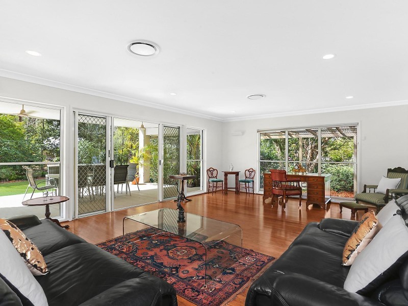 623 Hawkesbury Road, Anstead QLD 4070