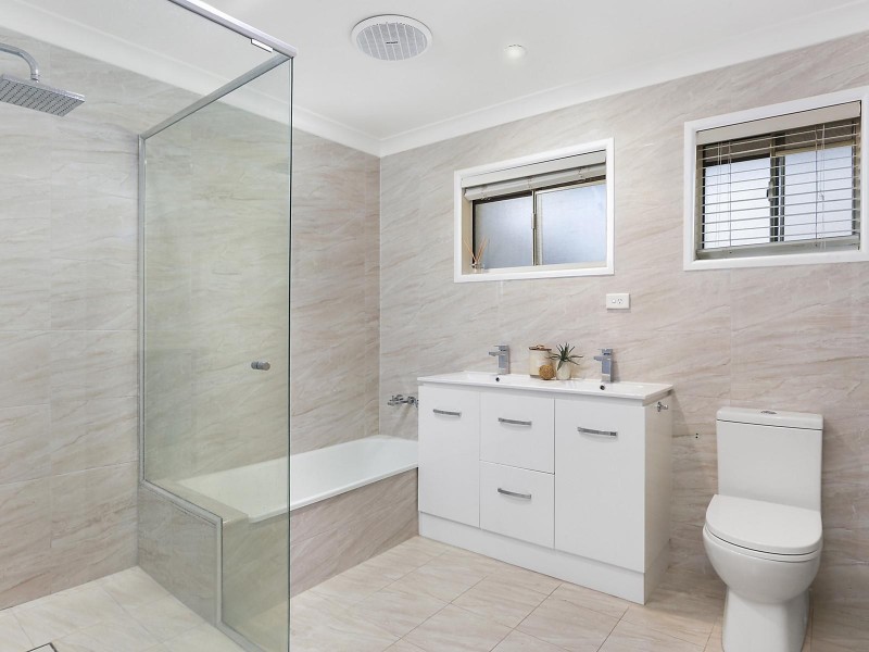 623 Hawkesbury Road, Anstead QLD 4070