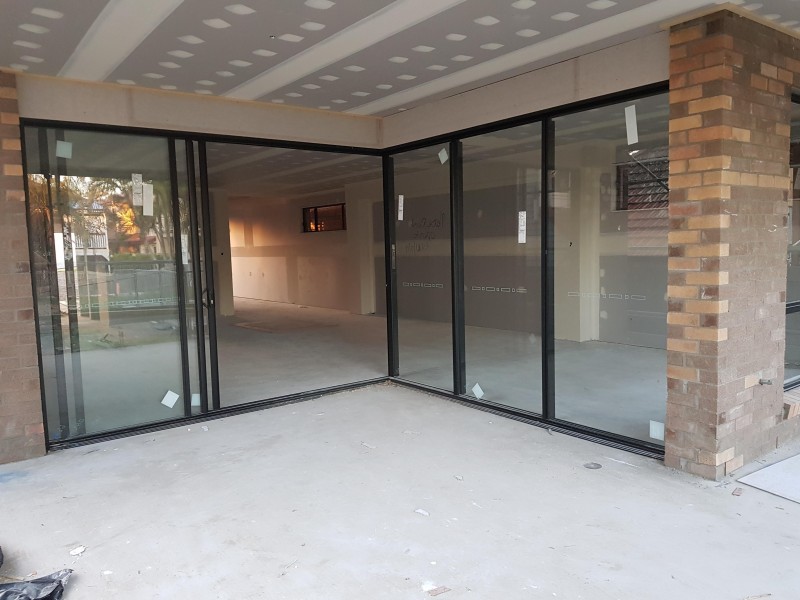 13 Lily Avenue, Yeronga QLD 4104