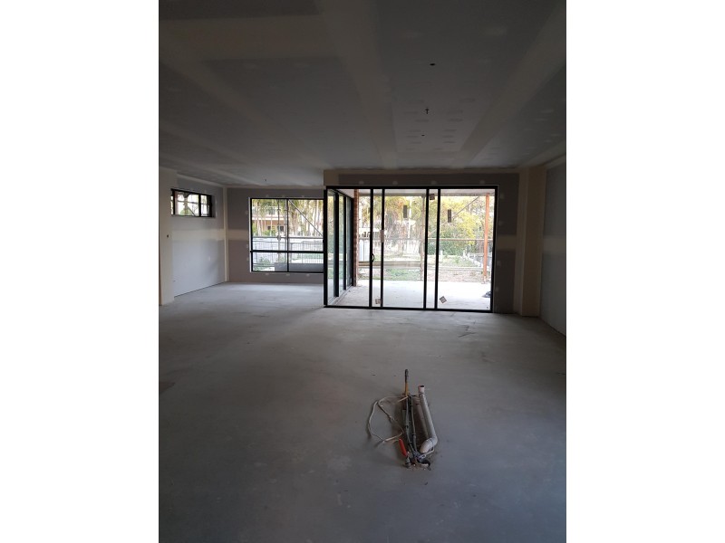 13 Lily Avenue, Yeronga QLD 4104