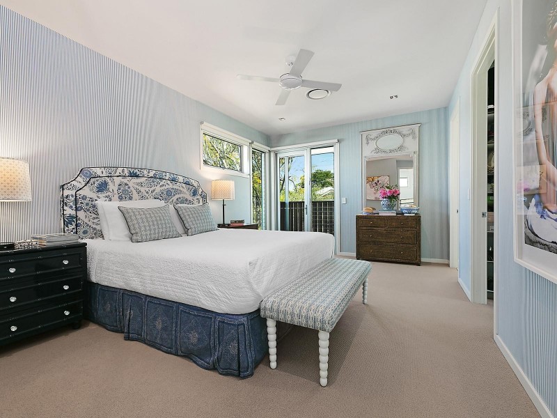 22 Instow Street, Yeronga QLD 4104