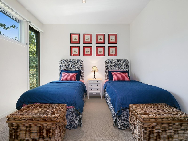 22 Instow Street, Yeronga QLD 4104