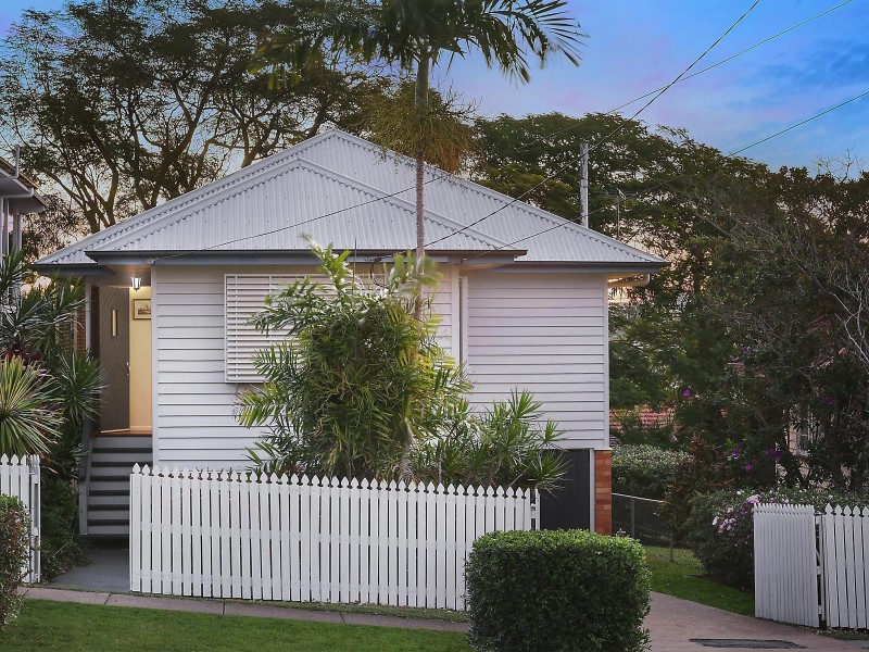 75 Fingal Street, Tarragindi QLD 4121