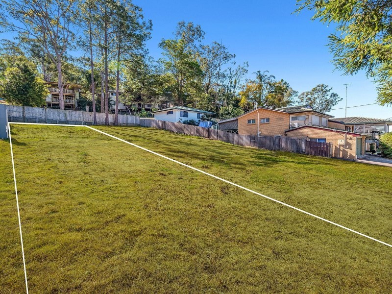 102 Barmore Street, Tarragindi QLD 4121