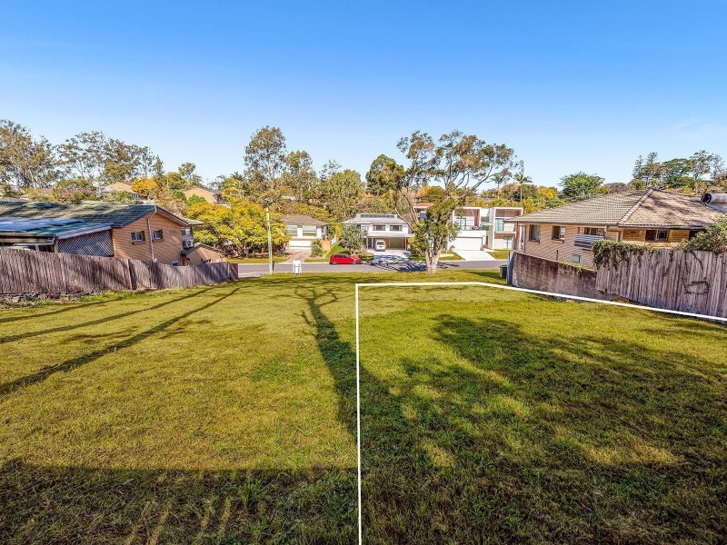 102 Barmore Street, Tarragindi QLD 4121