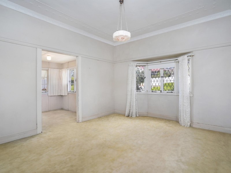 58 Cracknell Road, Annerley QLD 4103