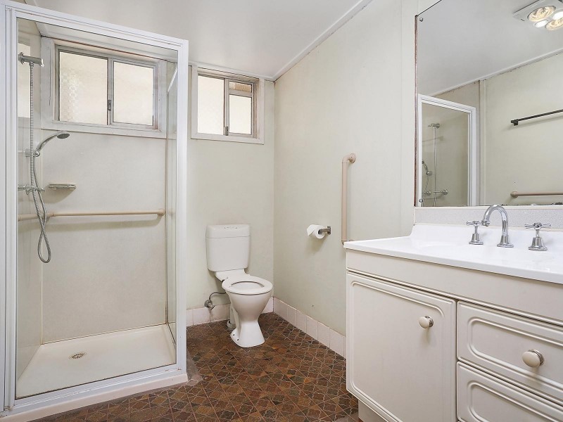 58 Cracknell Road, Annerley QLD 4103